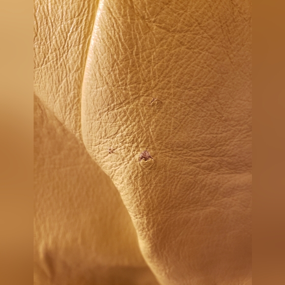 70s Vintage Belted Leather Jacket - Picture 6 of 9